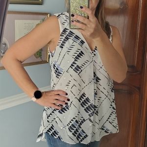 White House Black Marcket Swing Top